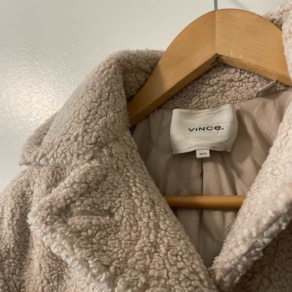 Vince Teddy Sherpa Jacket in Pearl - Picture 3 of 4